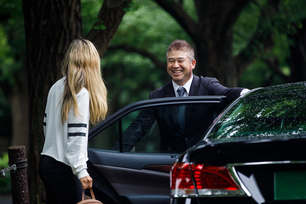 UberBLACK: 羽田・成田空港をご利用の方に定額料金で快適なご乗車をの 